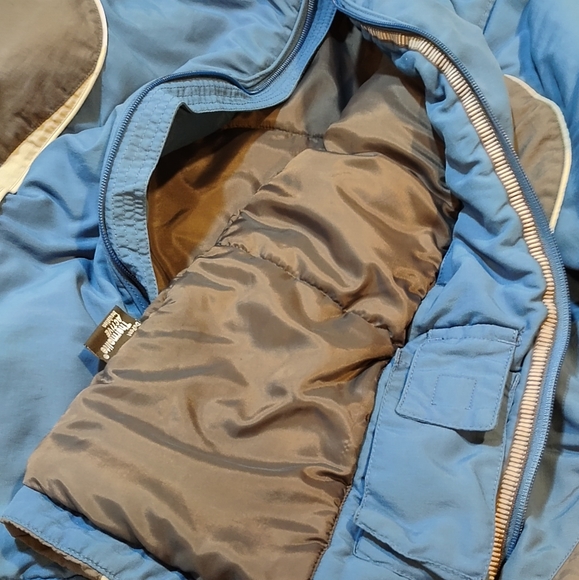 L.L. Bean Thermolite Active Coat - Picture 5 of 14